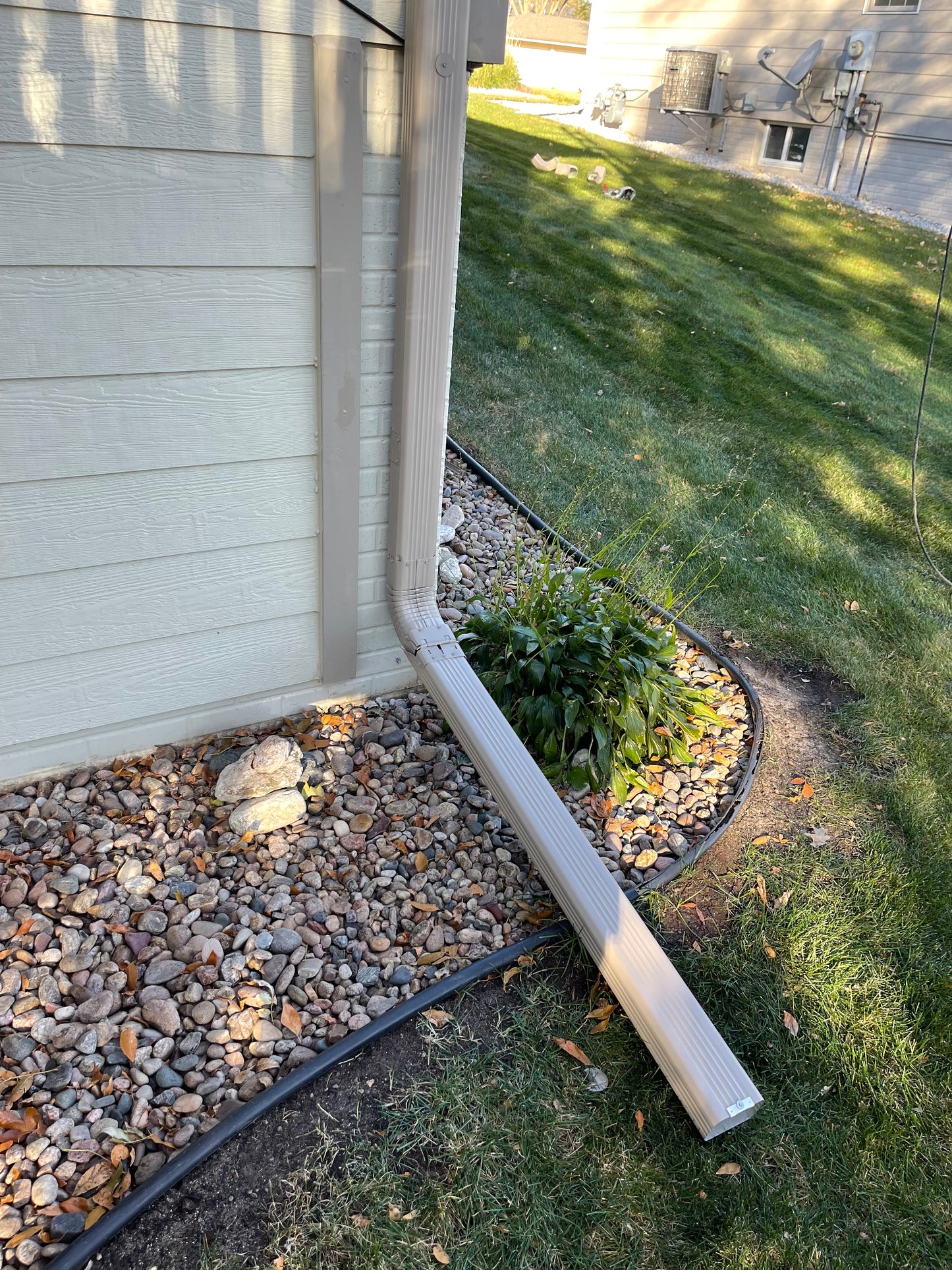 Downspout Extension Retention Clip